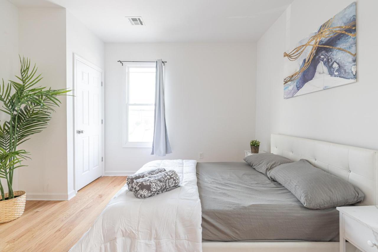Tranquil Town House With Parking And Laundry - Just 25 Minutes To Time Square! Villa Jersey City Exterior photo