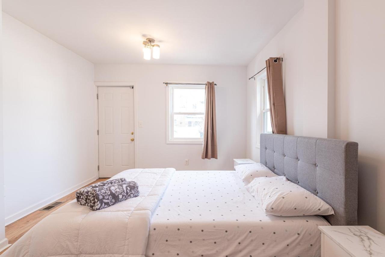 Tranquil Town House With Parking And Laundry - Just 25 Minutes To Time Square! Villa Jersey City Exterior photo