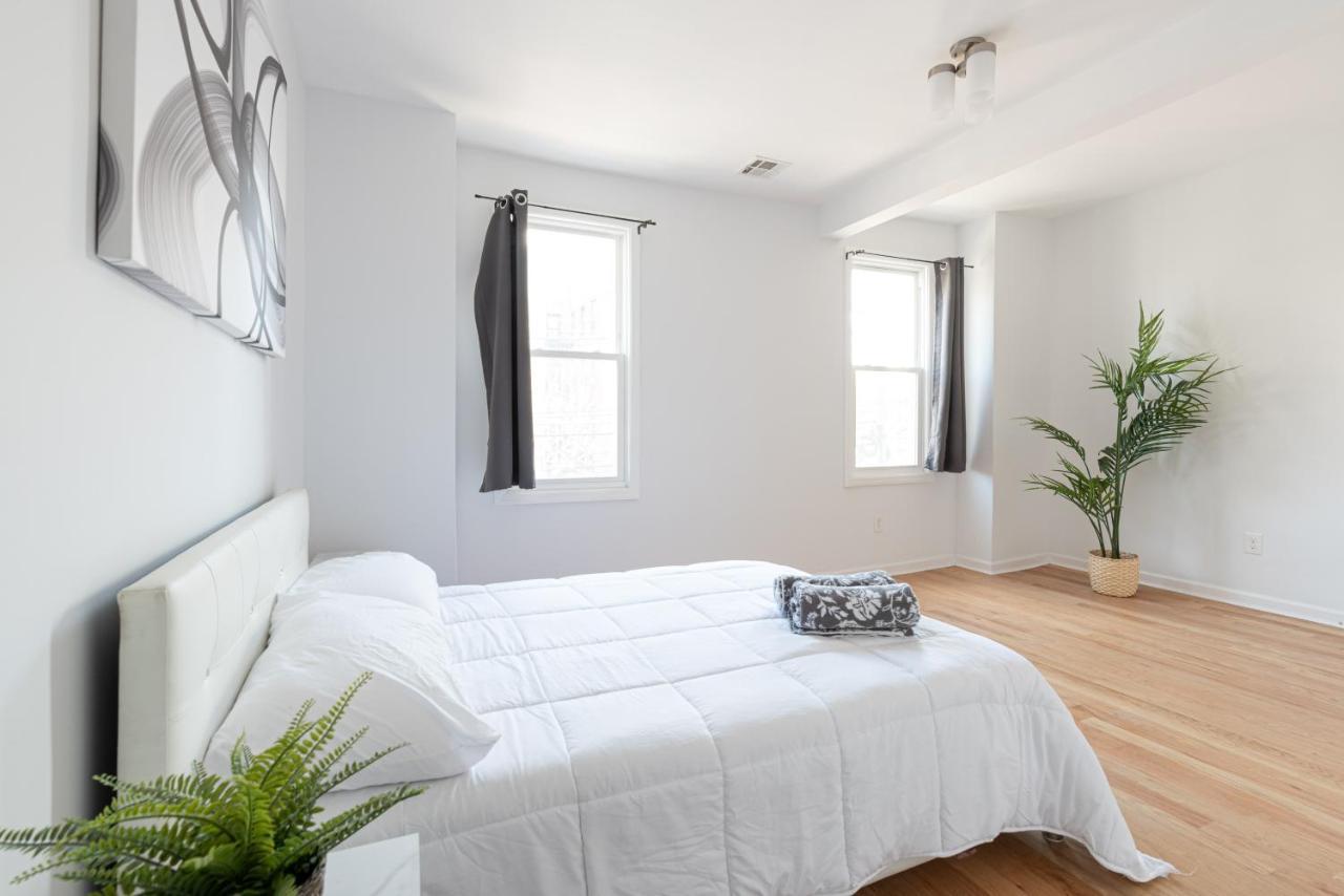 Tranquil Town House With Parking And Laundry - Just 25 Minutes To Time Square! Villa Jersey City Exterior photo