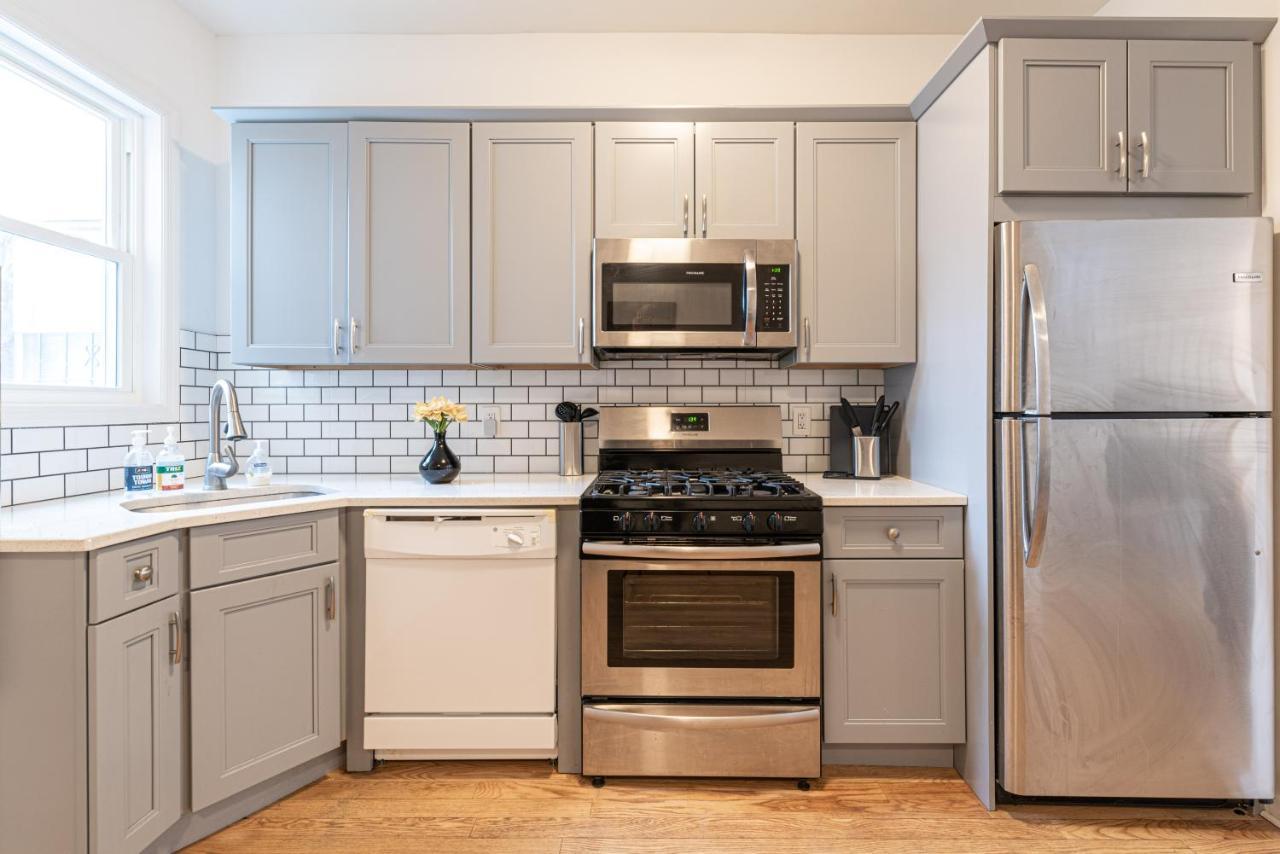 Tranquil Town House With Parking And Laundry - Just 25 Minutes To Time Square! Villa Jersey City Exterior photo