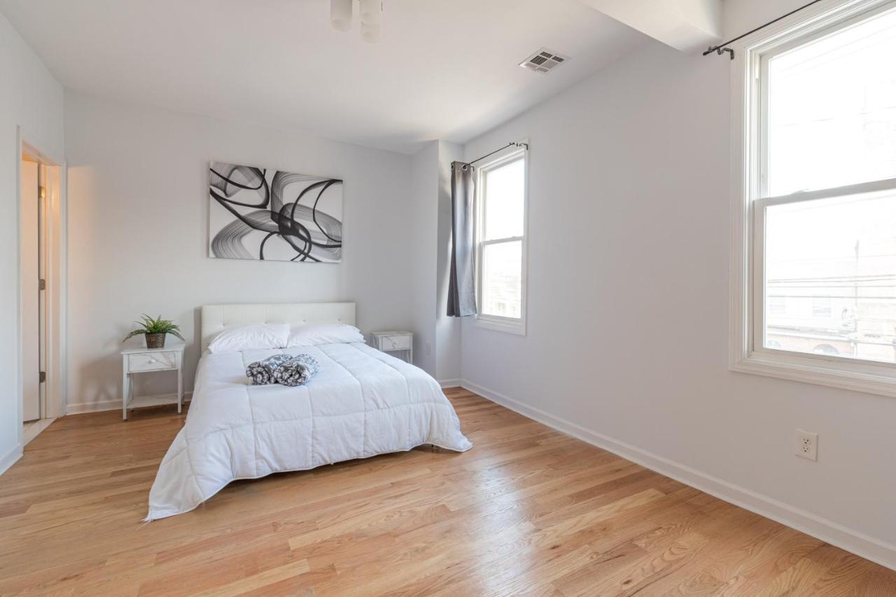 Tranquil Town House With Parking And Laundry - Just 25 Minutes To Time Square! Villa Jersey City Exterior photo