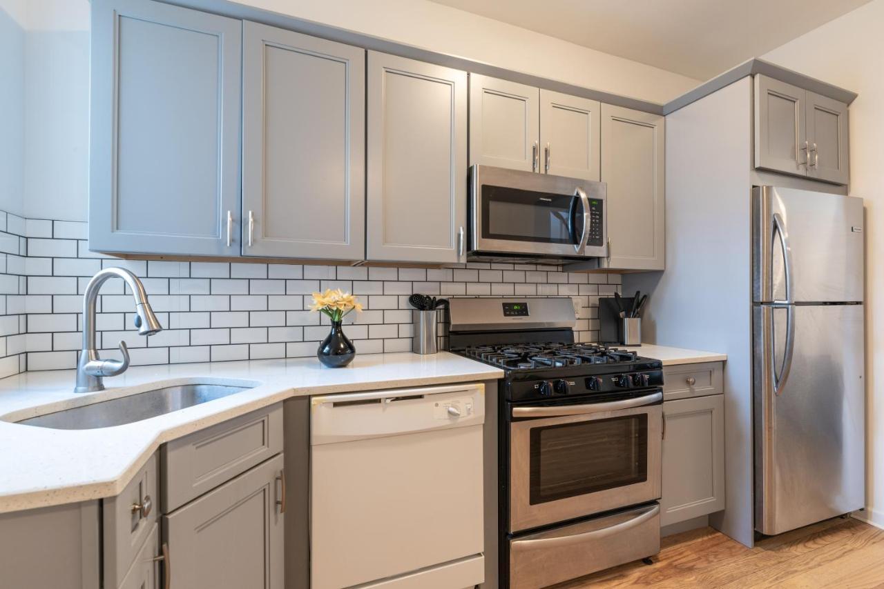 Tranquil Town House With Parking And Laundry - Just 25 Minutes To Time Square! Villa Jersey City Exterior photo